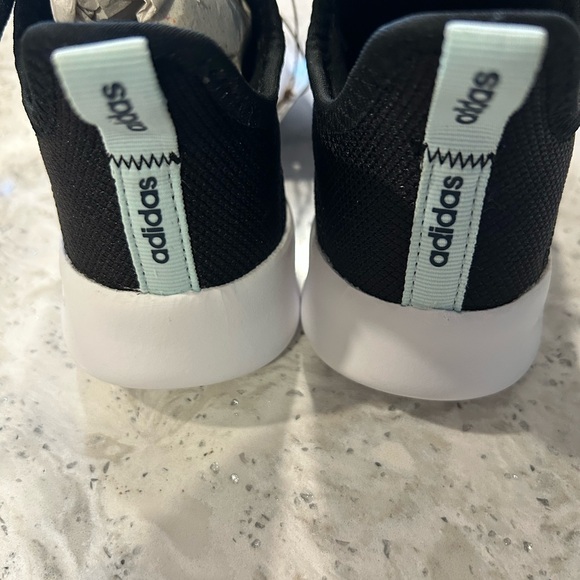 NWT. Adidas Kids Size 1 Cloud Foam Pure 2.0 - Picture 4 of 7